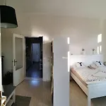 Haus Clara - Meeresblau